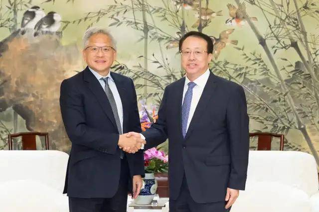 ic平台外汇我用了三个月，构建了一个程序化交易方针模型的崩盘故事